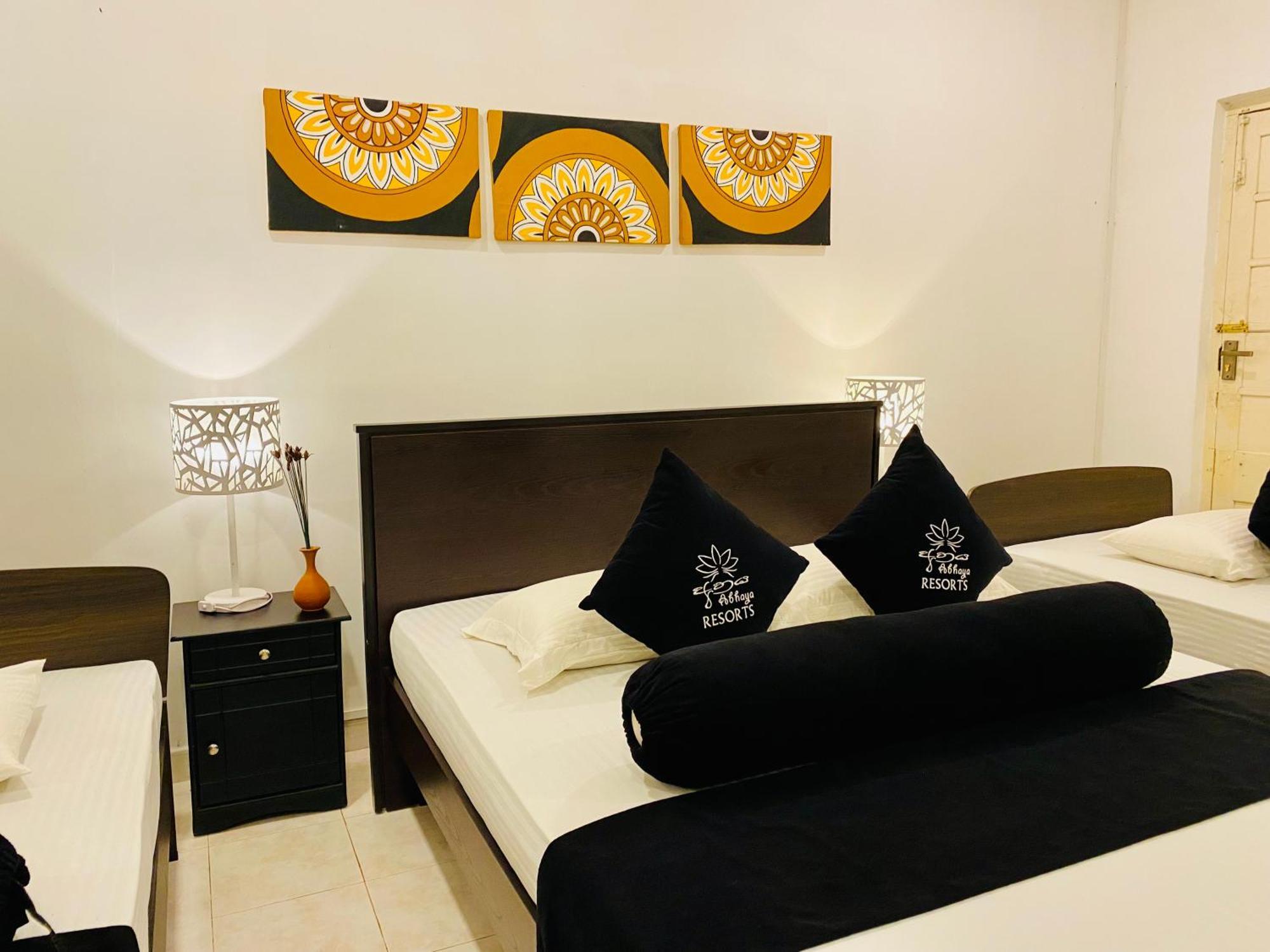 Abhaya Resorts Anuradhapura Exterior foto